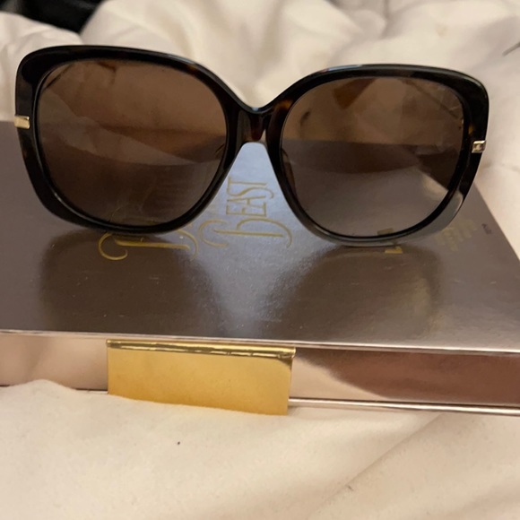 Gucci 57mm butterfly sunglasses Clearance